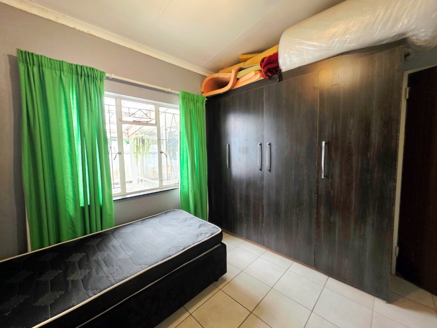 6 Bedroom Property for Sale in Brandwag Free State